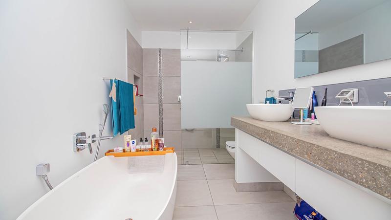 5 Bedroom Property for Sale in Plettenberg Bay Western Cape